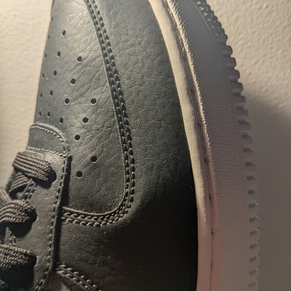 Nike Air Force 1 '07 LV8 - Picture 8 of 14